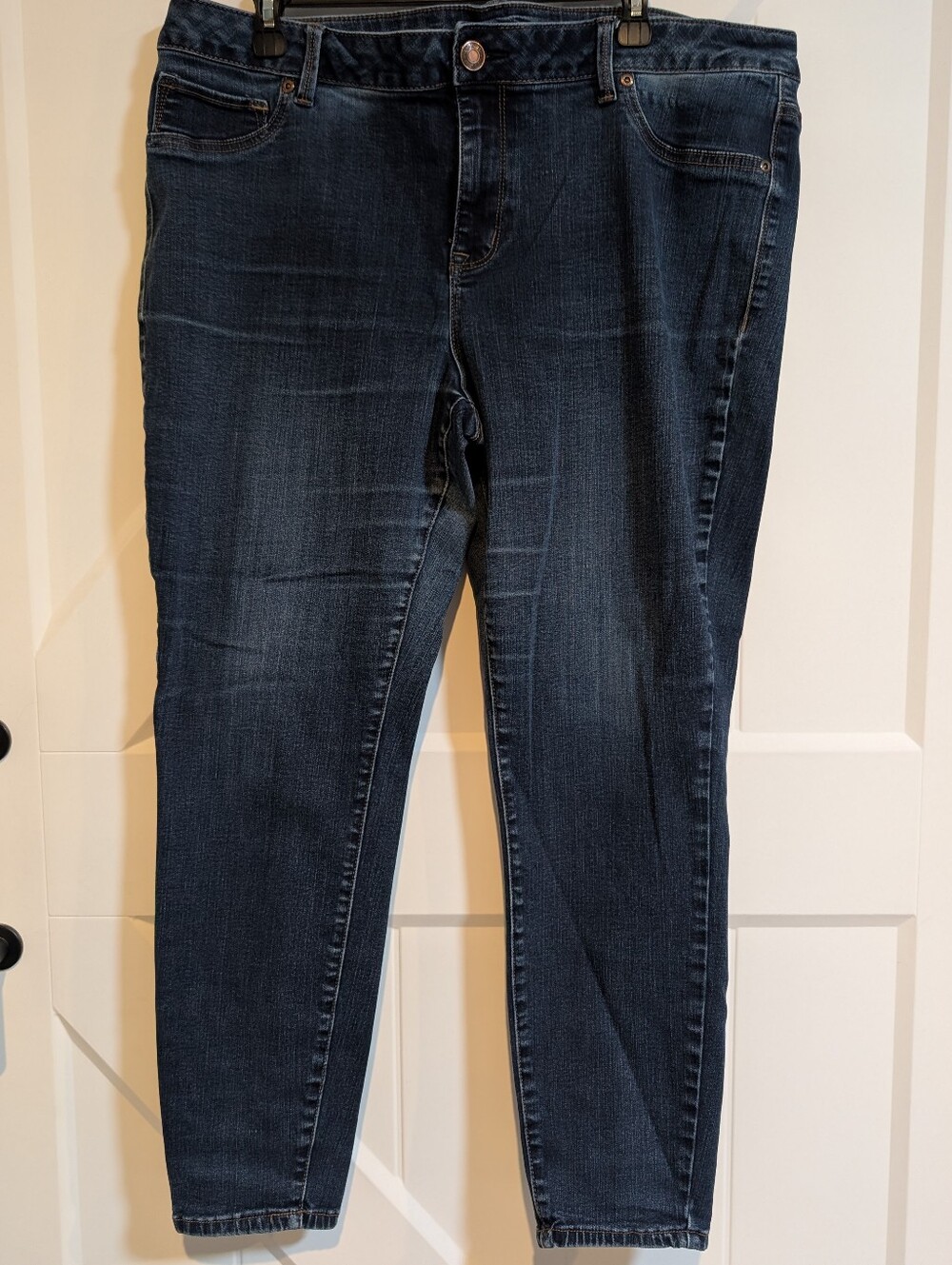 Women’s Dark Blue Stretch Jeans